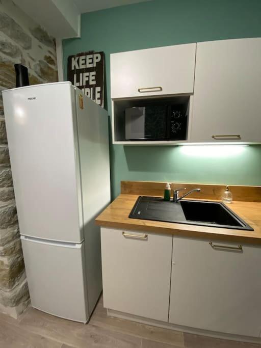 Charmant Studio Idealement Place Et Paisible ! 올롱생테마리 외부 사진
